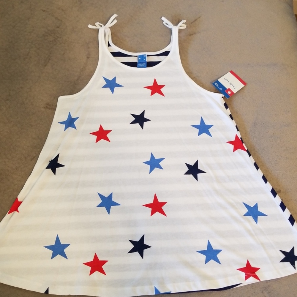 🆕️ 4 th of July tank NWT